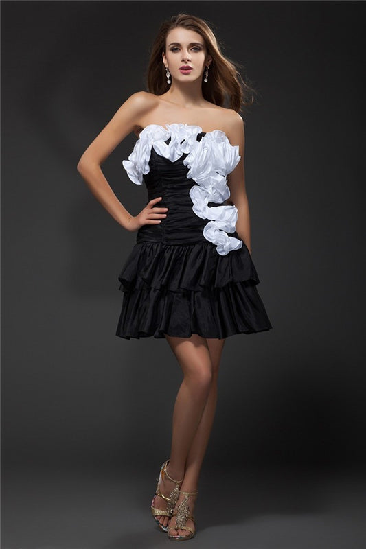 A-Line/Princess Strapless Ruffles Hand-Made Flower Sleeveless Short Taffeta Cocktail Dresses