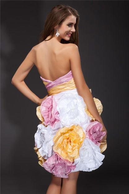 A-Line/Princess Sweetheart Ruffles Sleeveless Hand-Made Flower Short Taffeta Cocktail Dresses