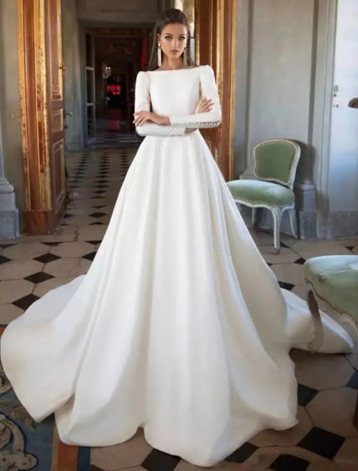 Formal Fall Wedding Dresses Ball Gown Scoop Neck Long Sleeve Court Train Satin Bridal Gowns With Buttons Pleats Summer Wedding Party, Women‘s Clothing