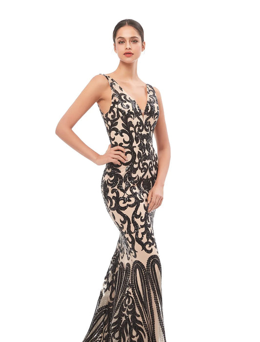 Mermaid / Trumpet Evening Gown Celebrity Style Dress Prom Court Train Sleeveless V Neck Tulle with Sequin