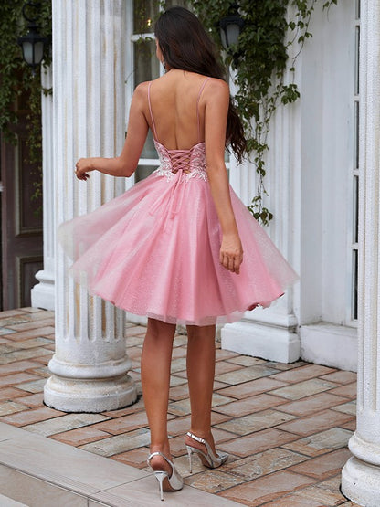 A-Line/Princess Applique V-neck Sleeveless Short/Mini Homecoming Dresses