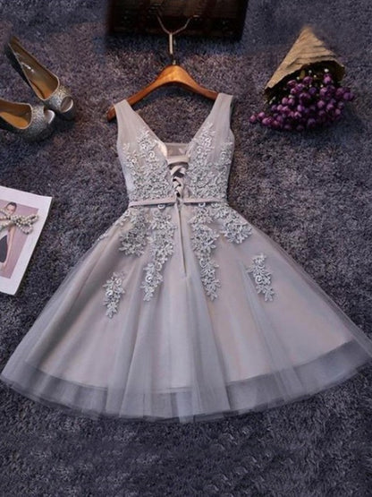 A-Line/Princess Sleeveless Straps Tulle Applique Short/Mini Dresses Homecoming Dresses Cocktail Dresses