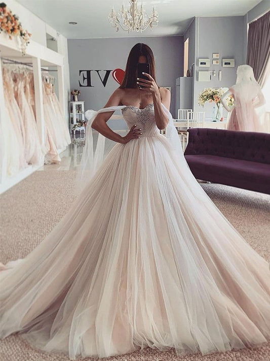 Ball Gown Sweetheart Tulle Beading Sleeveless Court Train Wedding Dresses