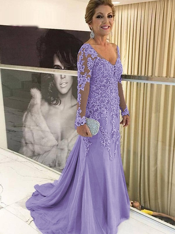 A Line Sheath/Column Tulle Applique V-neck Long Sleeves Sweep/Brush Train Mother of the Bride Dresses