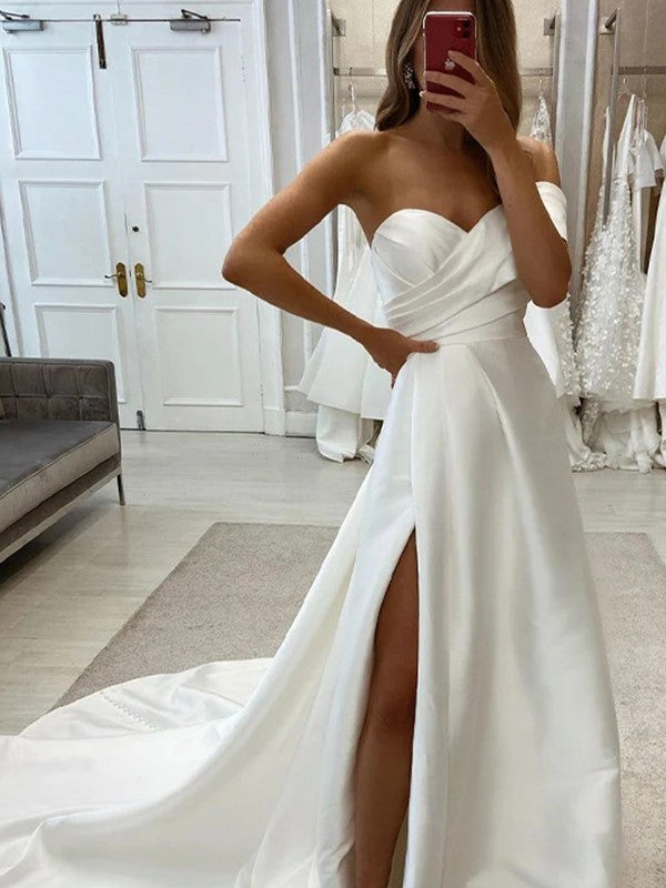 A-Line/Princess Satin Ruched Sweetheart Sleeveless Court Train Wedding Dresses