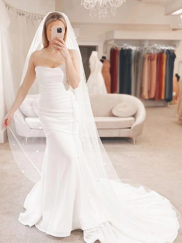 Sheath/Column Stretch Crepe Ruched Sweetheart Sleeveless Court Train Wedding Dresses