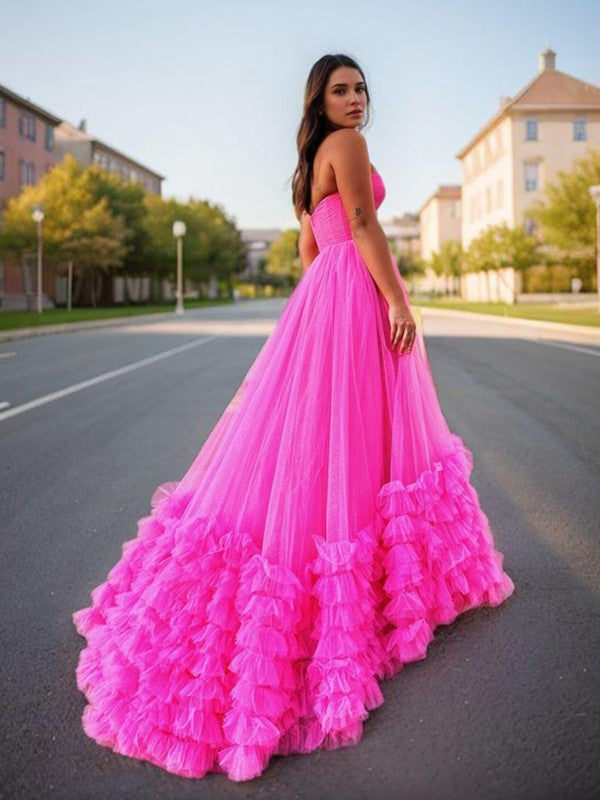 A-Line/Princess Tulle Layers Sweetheart Sleeveless Court Train Corset Dresses