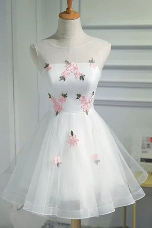 A Line Tulle Graduation with Pink Appliques Short Sleeveless Prom Dress Homecoming Dress With Flowers