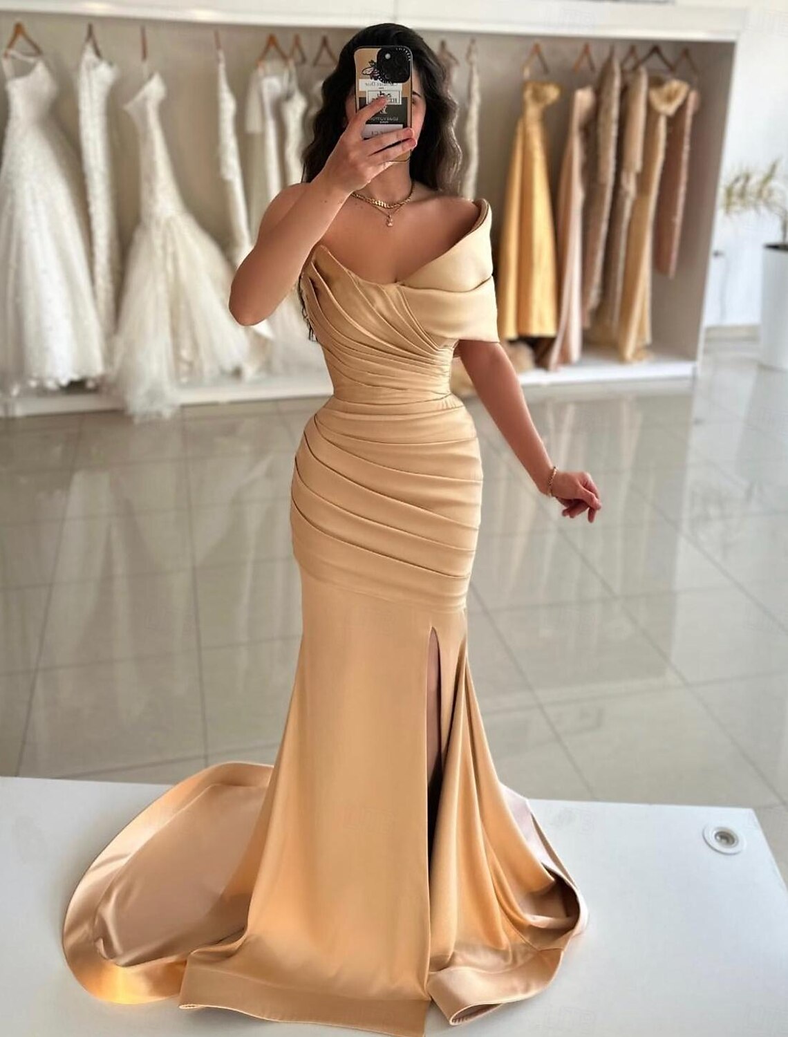 Sheath ﻿Mermaid Off the Shoulder Prom Dresses Floor Length Sleeveless Satin Party Dress with Ruched Slit