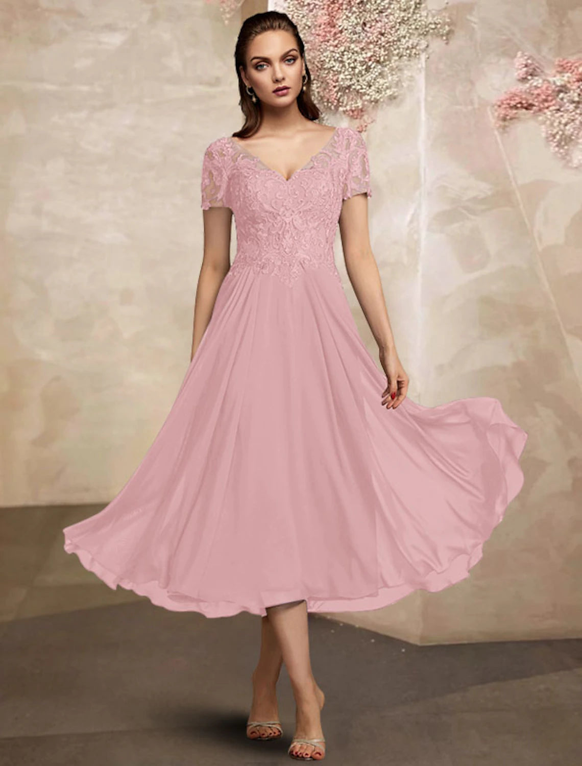 A-Line Mother of the Bride Dress Elegant Plus Size V Neck Tea Length Chiffon Lace Short Sleeve with Pleats Appliques