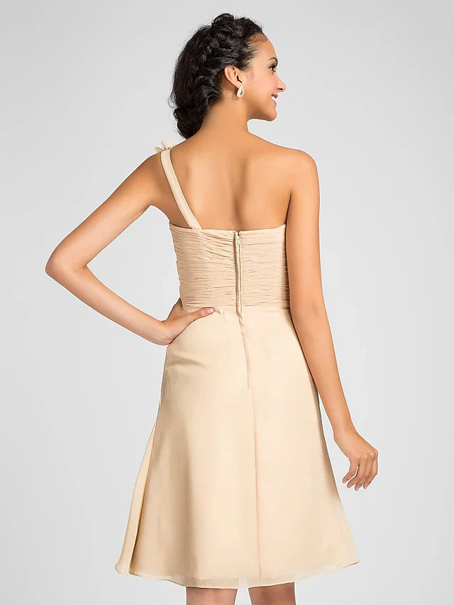 Sheath / Column Bridesmaid Dress One Shoulder Sleeveless Knee Length Chiffon with Side Draping / Flower
