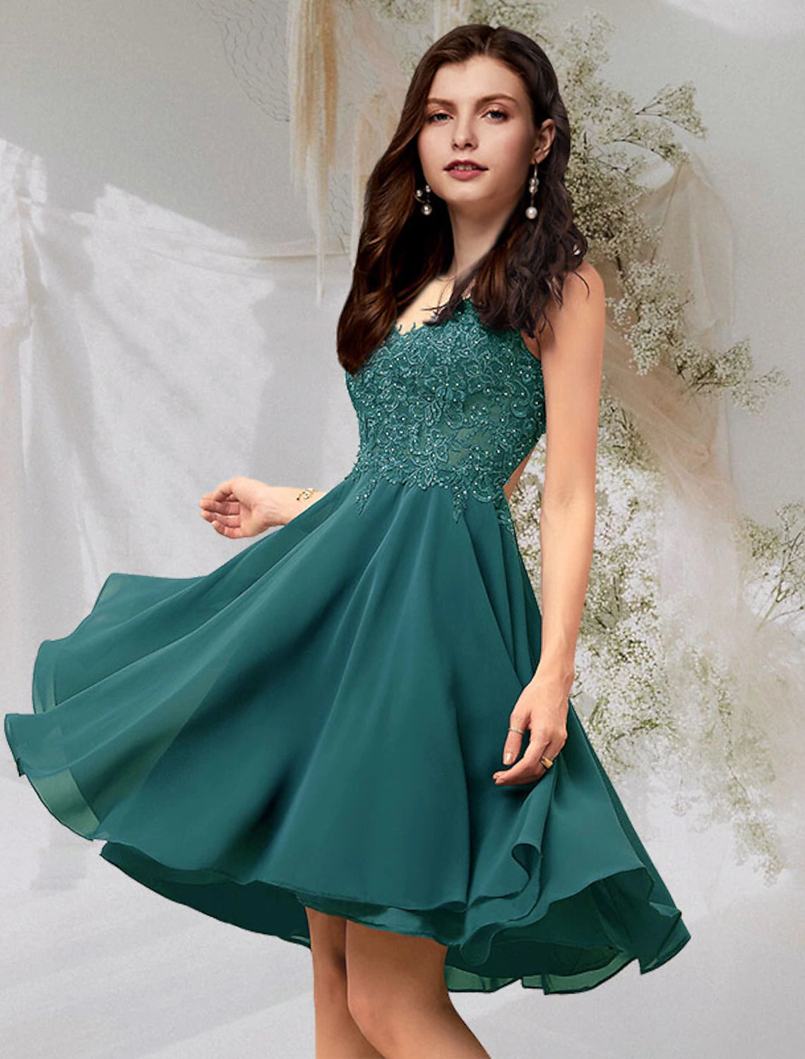 A-Line Cocktail Dresses Elegant Dress Homecoming Graduation Short / Mini Sleeveless V Neck Chiffon Backless with Beading Lace Insert