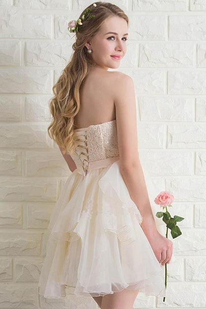 A Line Sleeveless Strapless Homecoming Dresses  Tulle Lace Short Cocktail Dresses