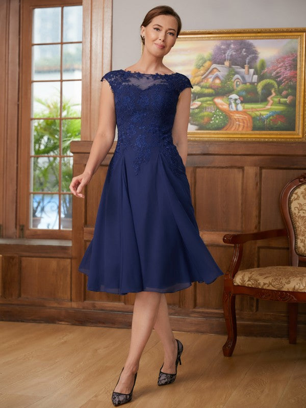 A-Line/Princess Chiffon Lace Scoop Sleeveless Knee-Length Mother of the Bride Dresses