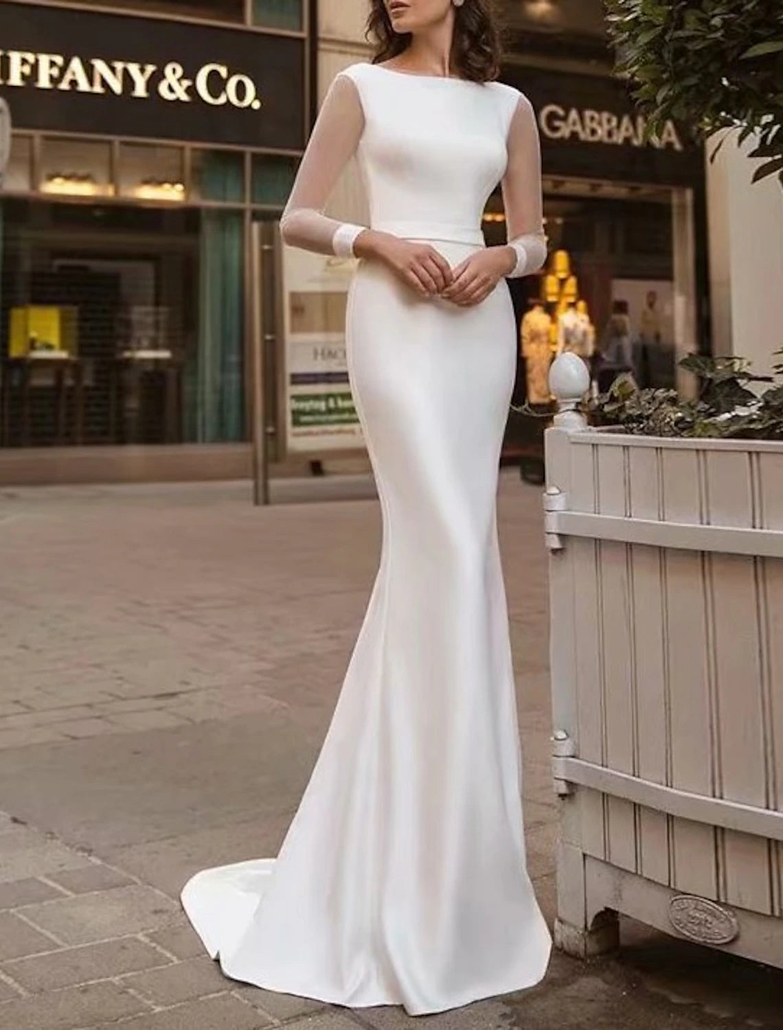 Sheath Trumpet Wedding Dresses  Scoop Neck Brush Train Long Sleeve Bridal Gowns