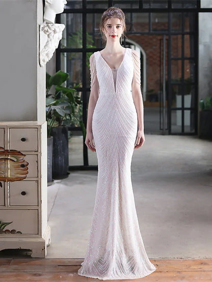 Mermaid / Trumpet Evening Gown Sexy Dress Formal Floor Length Sleeveless V Neck Sequined with Sequin Tassel