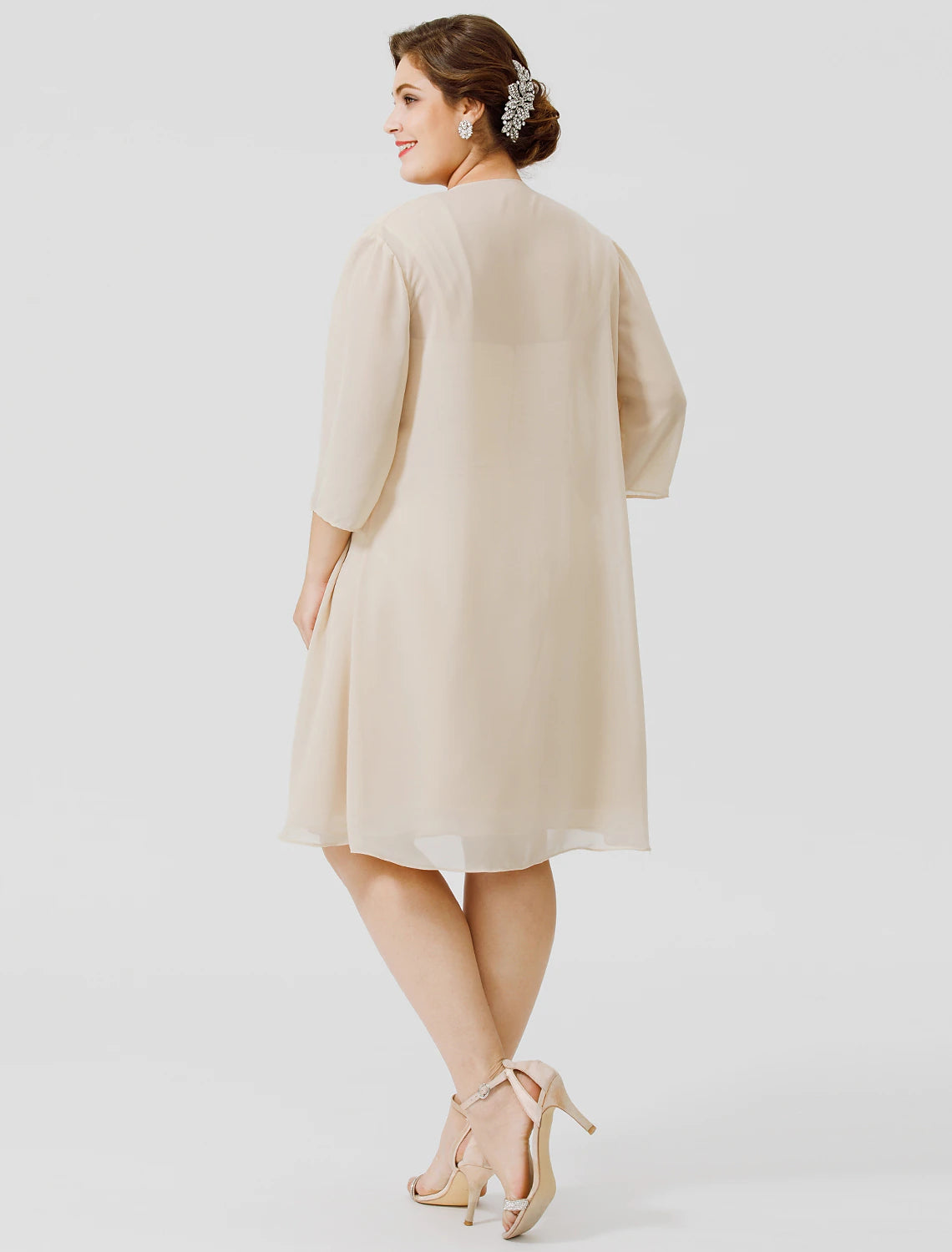 Sheath / Column Mother of the Bride Dress Elegant Plus Size Straps Knee Length Chiffon Sheer Lace Sleeveless yes with Criss Cross