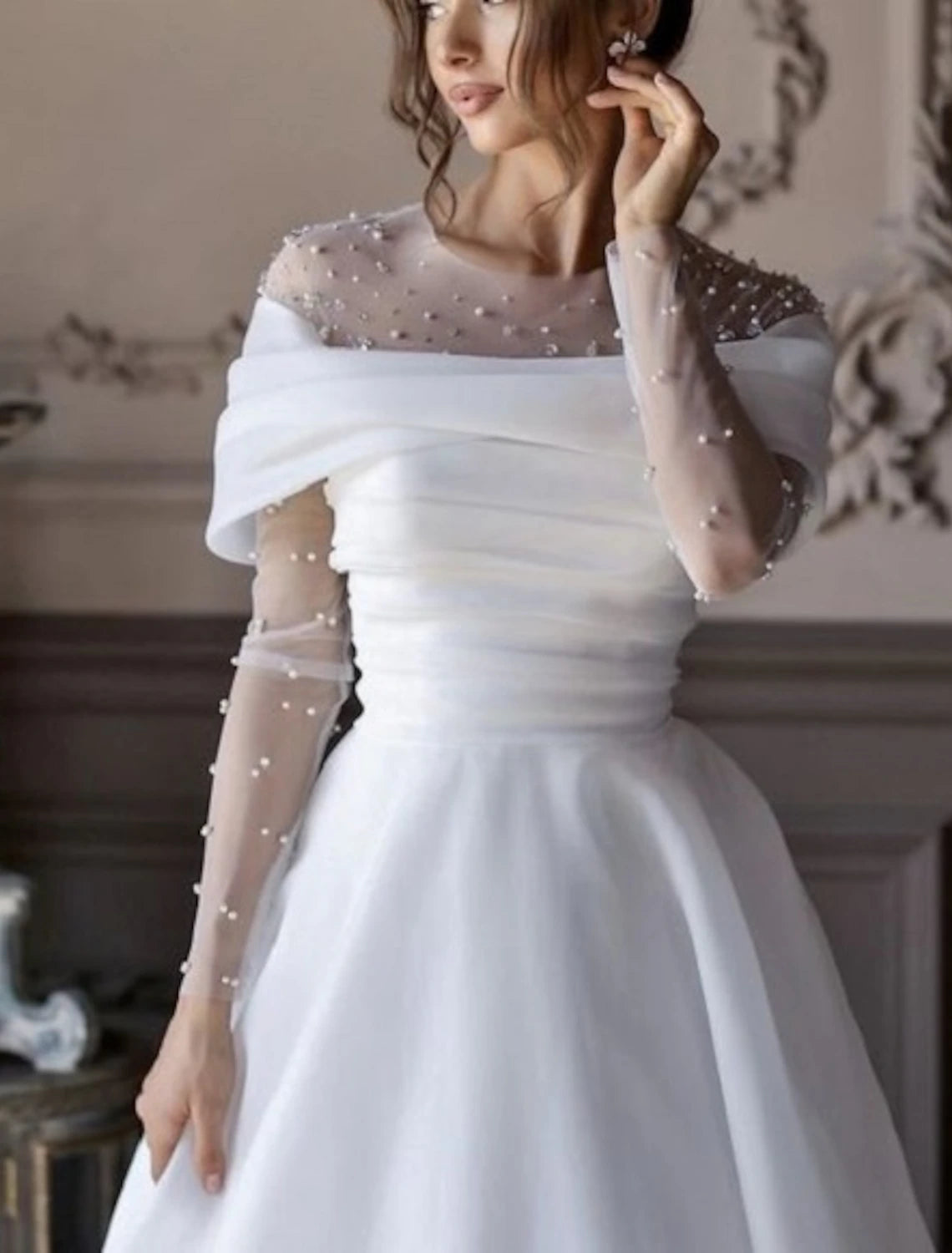 Elegant Simple Wedding Dresses A-Line V Neck Long Sleeve Court Train Chiffon Bridal Gowns With Pleats Ruched No With Veil