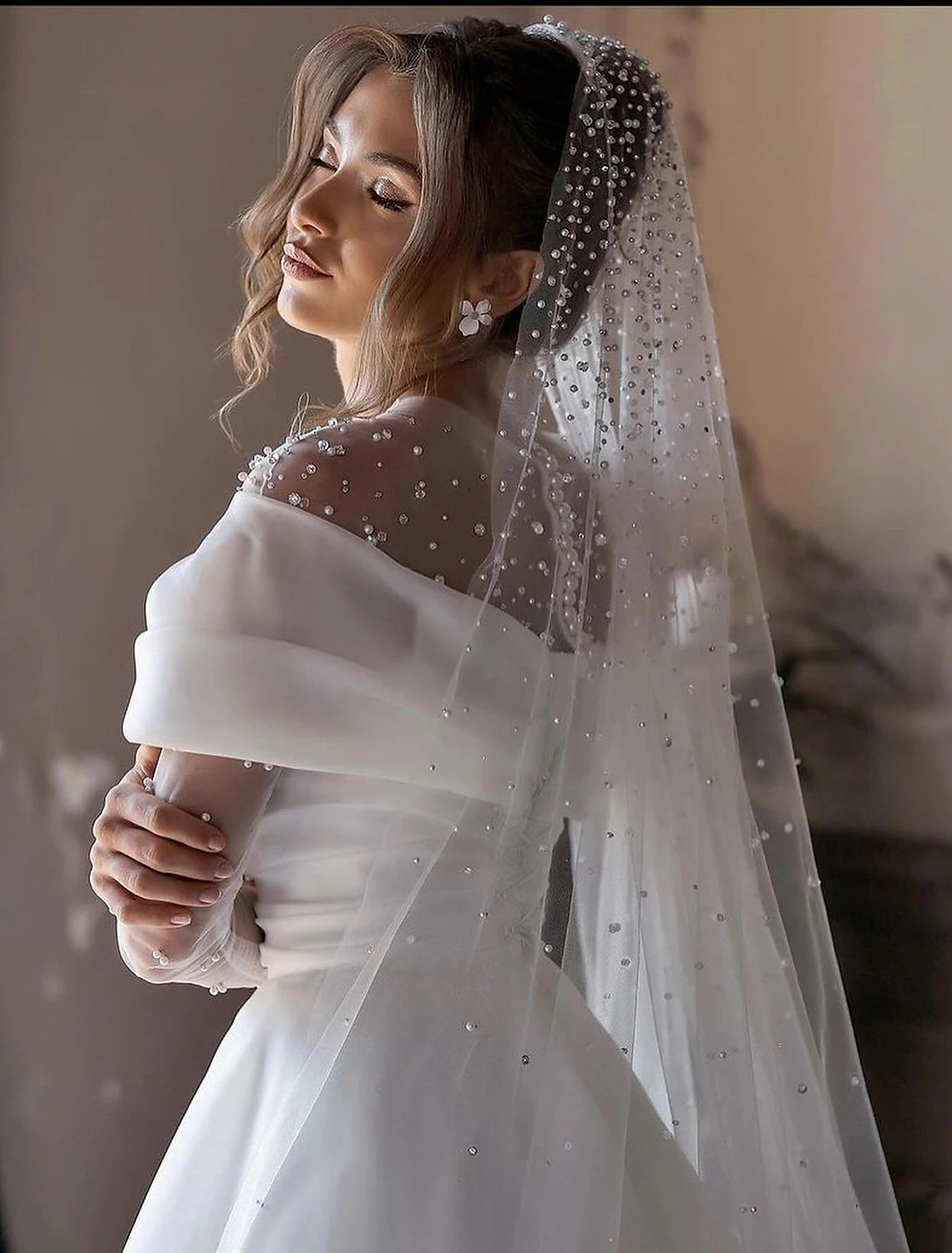 Elegant Simple Wedding Dresses A-Line V Neck Long Sleeve Court Train Chiffon Bridal Gowns With Pleats Ruched No With Veil