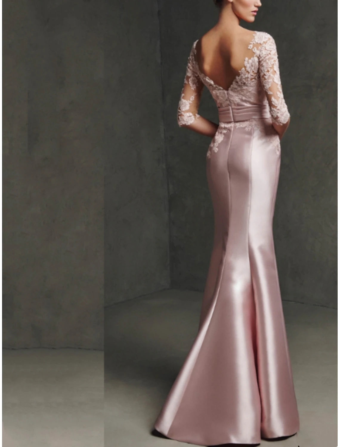 Mermaid / Trumpet Mother of the Bride Dress Formal Scoop Neck Floor Length Satin Lace 3/4 Length Sleeve with Pleats Split Front